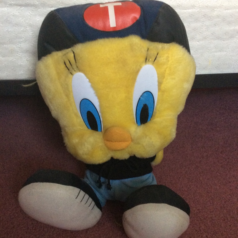 Looney Tunes Giant Stuffed Tweety Bird Plush With Zipper Pocket Collectible Item